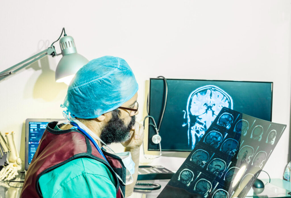 NEUROLOGY & NEUROSURGERY